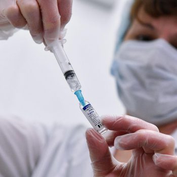 Разъяснены вопросы обязательной вакцинации от COVID-19 в Москве