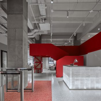 Новый офис компании «Бизнес-Сервис» в «Большивике». Номинация «Лучший новый офис»