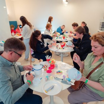 Родительское собрание в hh.ru:  «Мам, пап, все хорошо!». Номинация «Лучший социально-значимый проект»