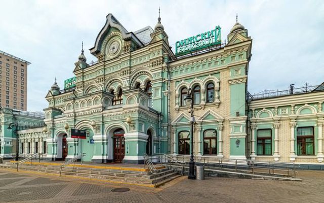 Рижский вокзал в Москве перед продажей на торгах